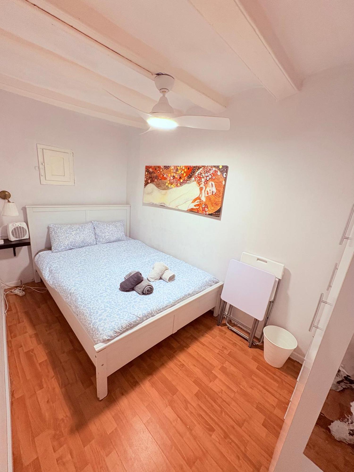 Appartement Stunning Flat For 6 People 3 Blocks From The Welcome Breakfast Barcelone