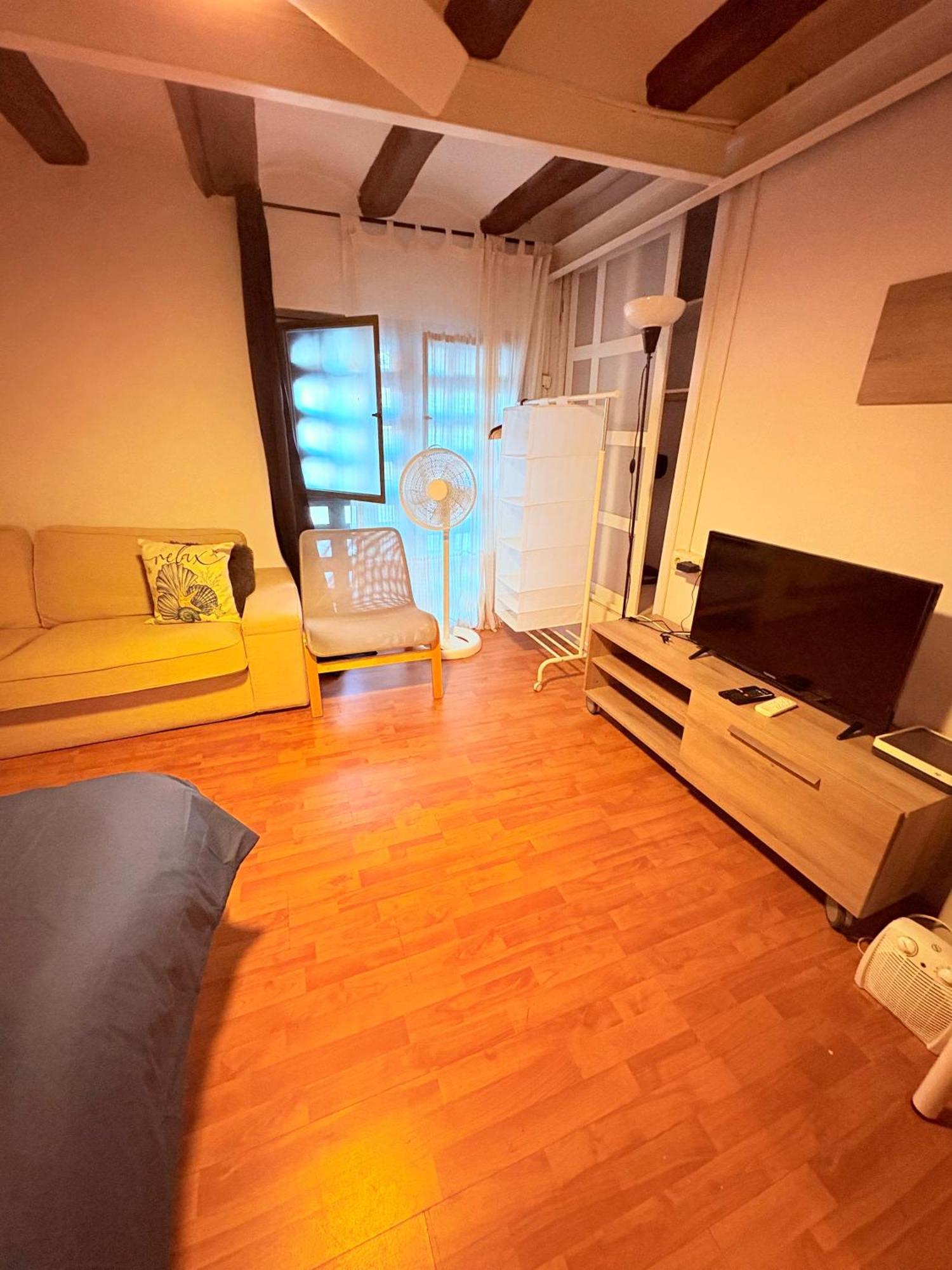Stunning Flat For 6 People 3 Blocks From The Welcome Breakfast Apartment Barcelona