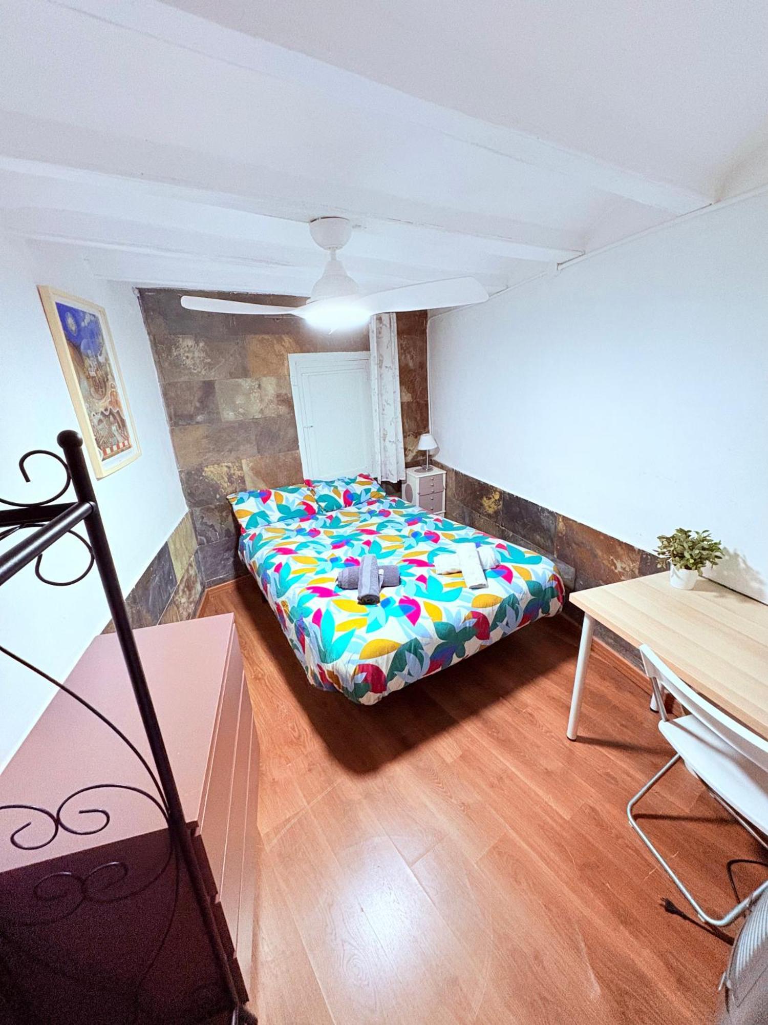 Stunning Flat For 6 People 3 Blocks From The Welcome Breakfast Appartement Barcelone